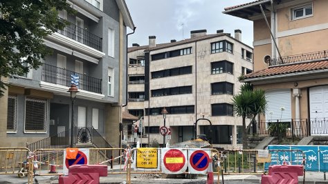  Los garajes de la Plaza Euskal Herria tendrán cortes de agua mañana por la mañana