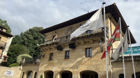 EL PLENO DE AYER APROBÓ LA ACTUALIZACIÓN DE LA ORDENANZA FISCAL Y LAS CONDICIONES PARA LA CONTRATACIÓN DEL SERVICIO DE LIMPIEZA