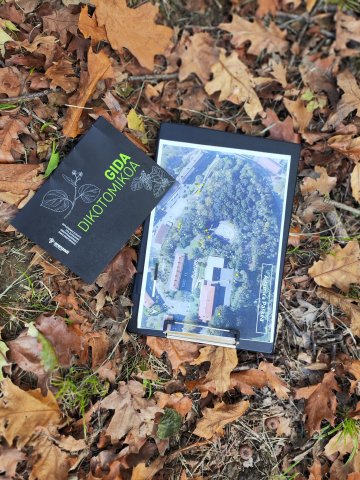 INSTITUTUA ZUHAITZAK