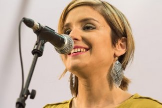 Bertso jaialdia: Miren Amuriza + Alaia Martin
