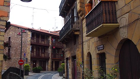 Lezo, Kale Nagusia