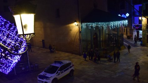 Iluminación de Gurutze Santuaren plaza