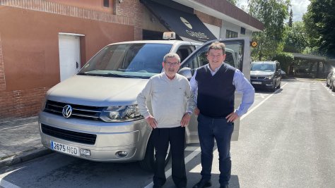 Jesus Mari Martiarena y el taxista Antton Irazoki 