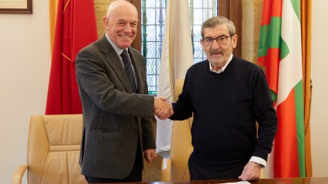 Joakin Telleria PPAko Presidentea eta Jesus Mari Martiarena Lezoko alkatea