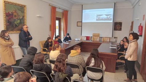 Lezo Institutuko ikasleek energia eta hondakinen gaia lantzen ari dira Eskolako Agenda 2030 proiektuan