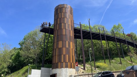 En funcionamiento el nuevo ascensor de Altamira