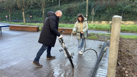 En funcionamiento la zona para limpieza de bicicletas 