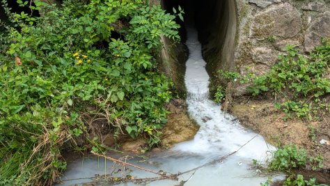 Vertido de aguas con residuos en Zubitxo