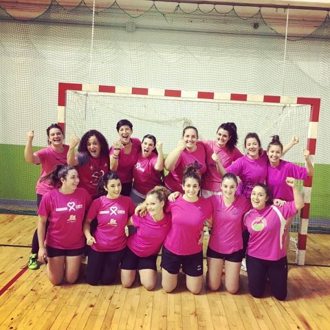 Grupo femenino de balonmano Munttarpe