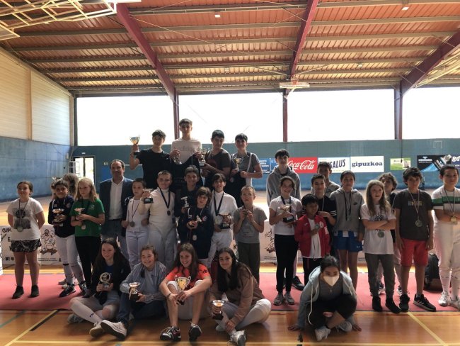 Lezo participó en los Campeonatos Escolares de Esgrima